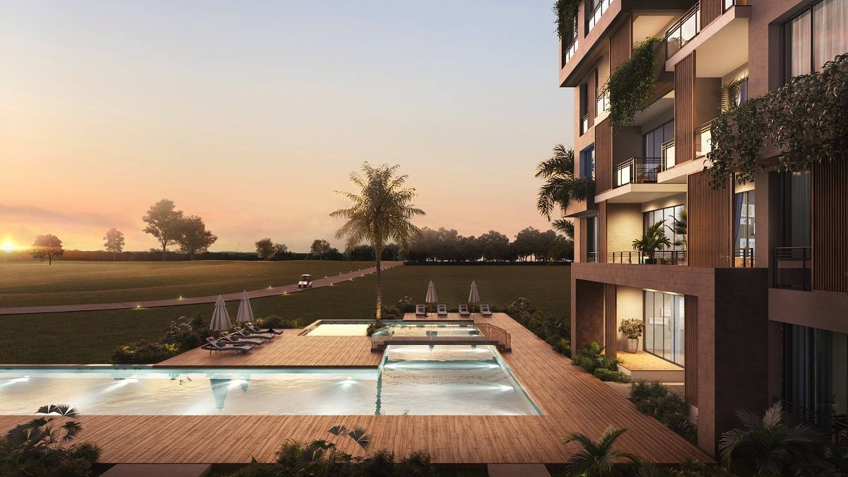 Beach club and infinity pool